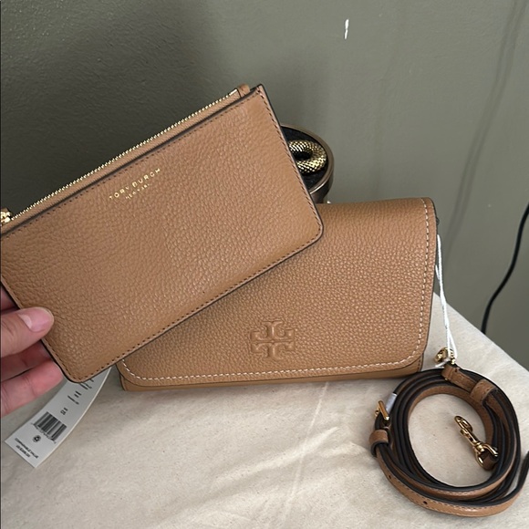 Tory Burch Thea flat Leather wallet crossbody - Picture 8 of 8